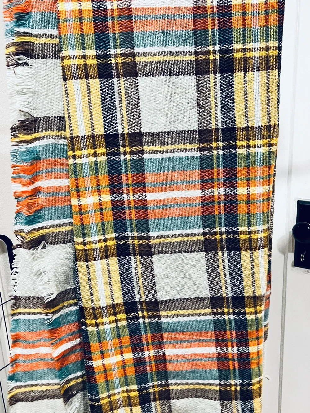 Cozy Plaid Blanket Scarf - Multi-Color